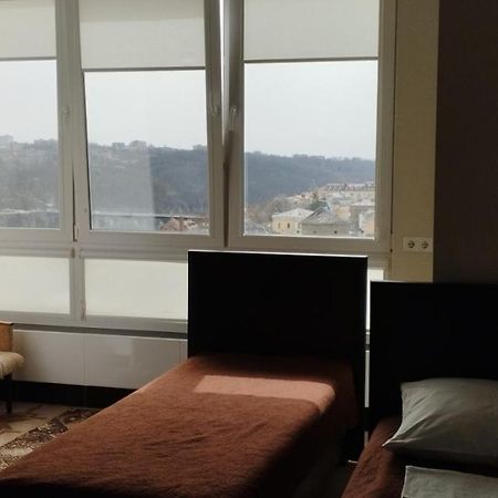 Rooms With Fortetsya View 2 卡缅涅茨-波多利斯基 外观 照片