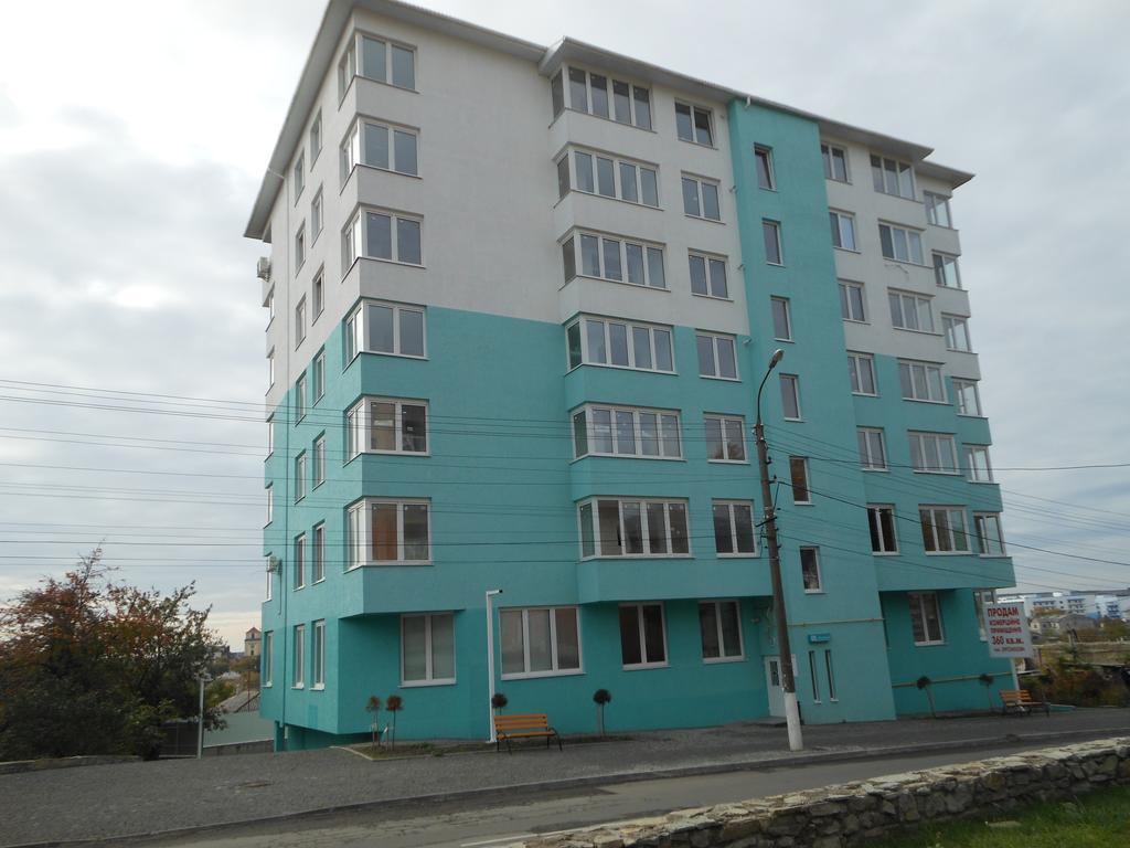 Rooms With Fortetsya View 2 卡缅涅茨-波多利斯基 外观 照片